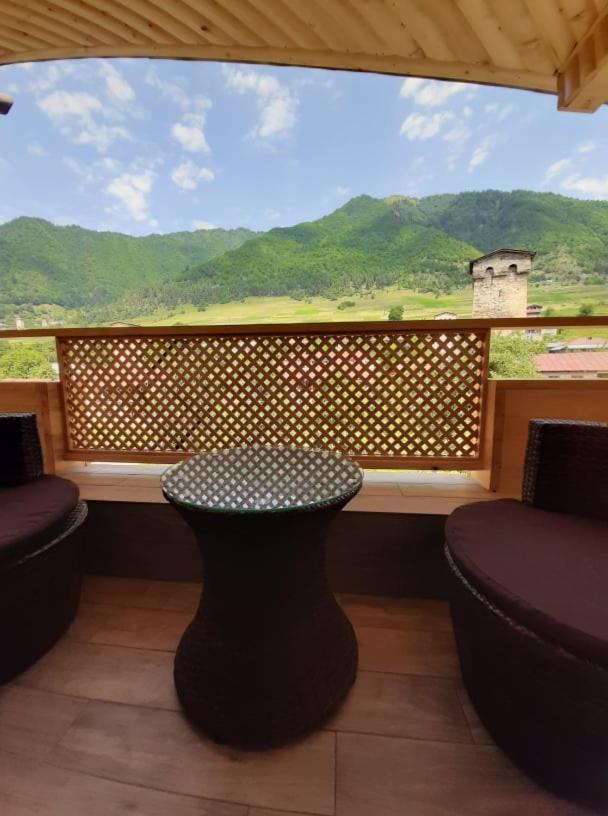 Sanli Hotel Mestia Luaran gambar