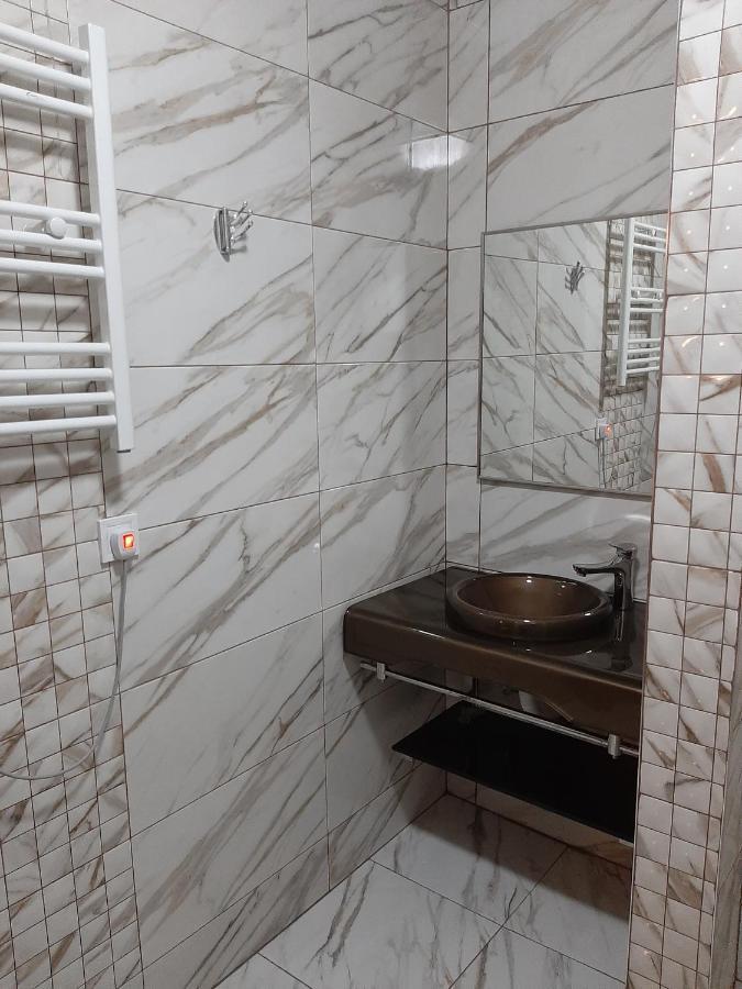 Sanli Hotel Mestia Luaran gambar
