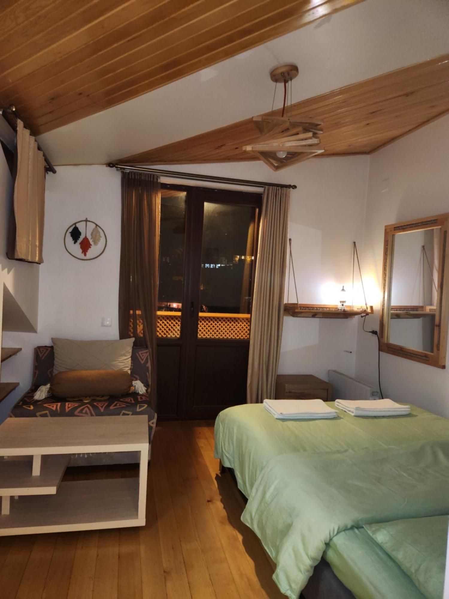 Sanli Hotel Mestia Luaran gambar