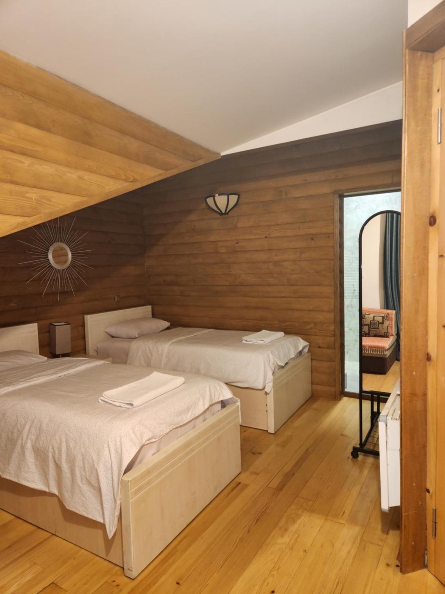 Sanli Hotel Mestia Luaran gambar