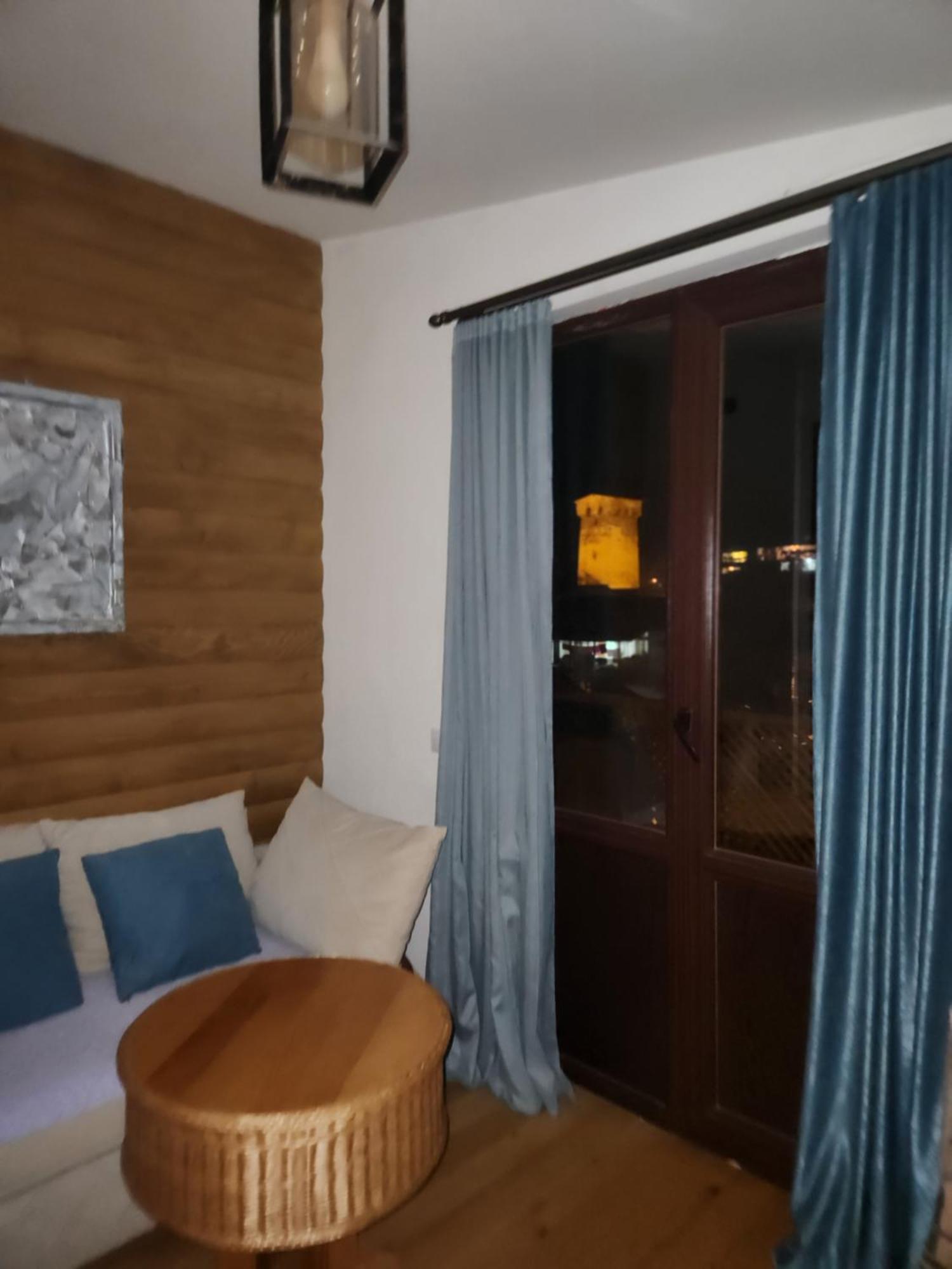Sanli Hotel Mestia Luaran gambar